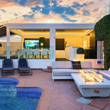 Vega Luxury *