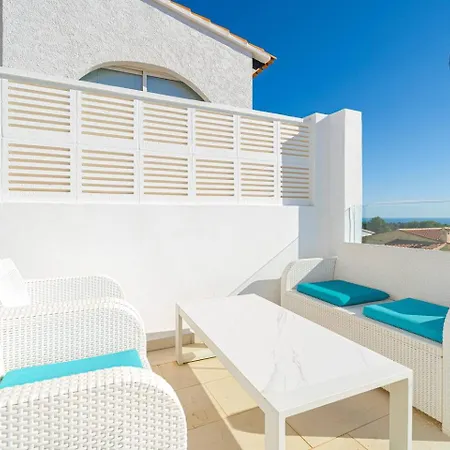 Vega Luxury Villa *