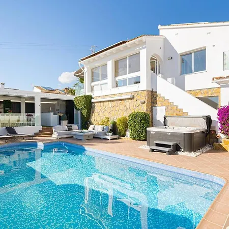 Villa Vega Luxury *